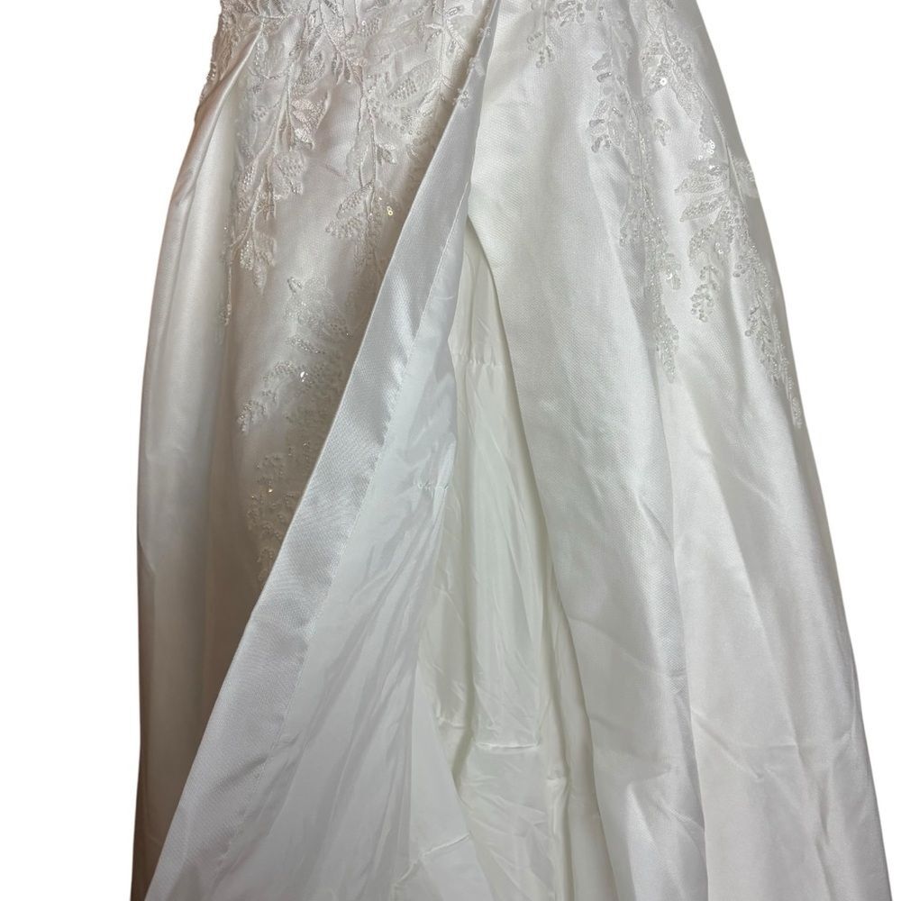Lulus Now and Always White Beaded Embroidered Strapless Gown Size 8 NWOT - Picture 14 of 16